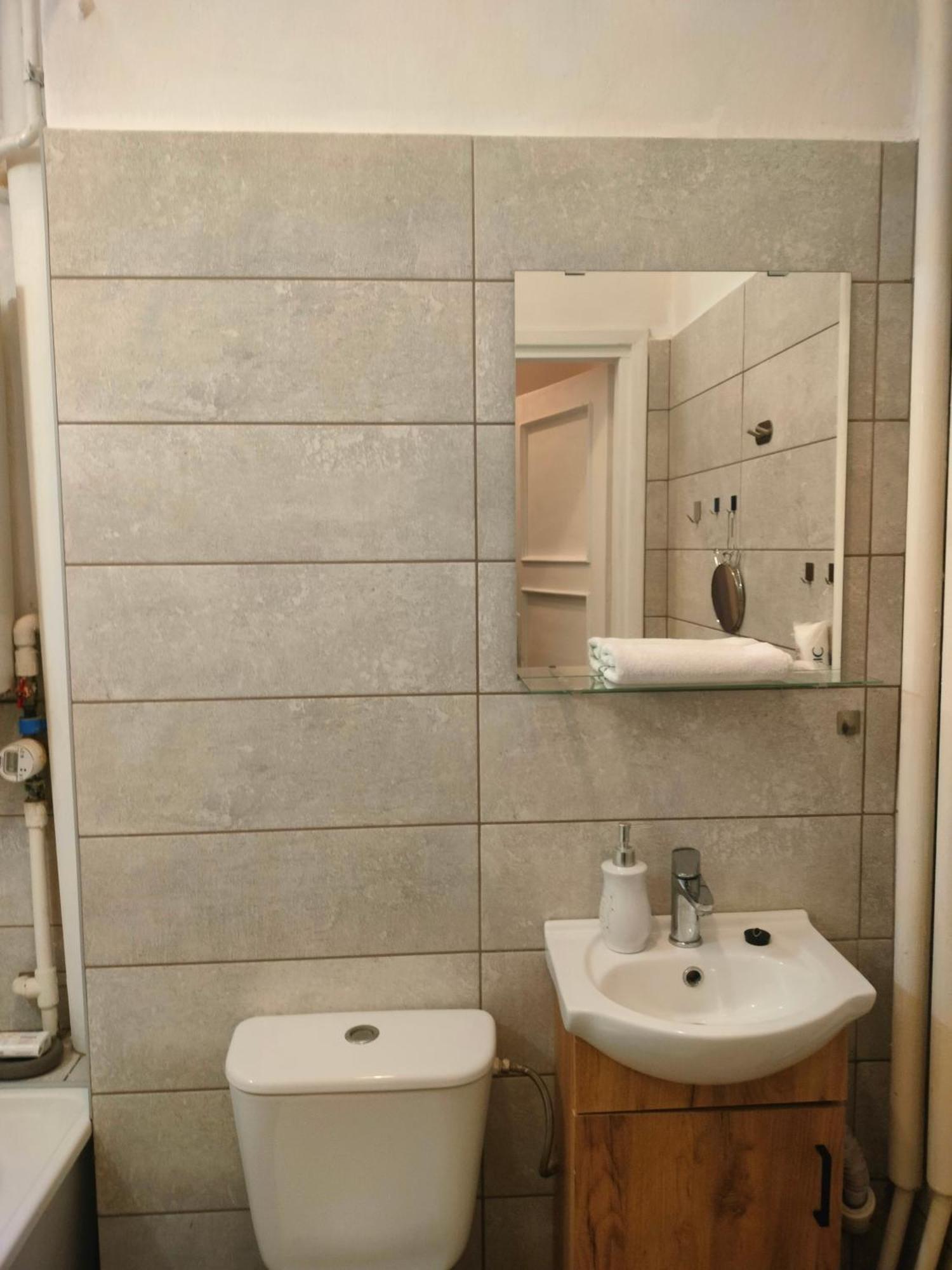 Przytulny Apartament Przy Barbakanie Варшава Екстериор снимка